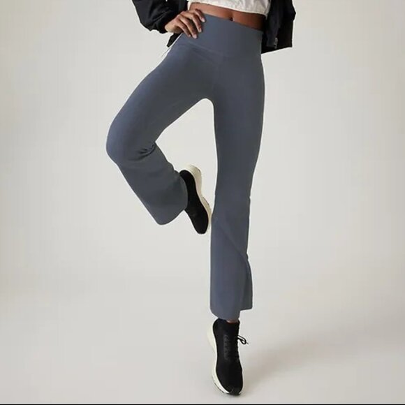 ATHLETA Salutation Stash Flare Pant in Granite Blue X-small - Picture 1 of 5